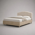 Letto matrimoniale 160 × 200 cm con letto con latte, struttura in rovere chiaro e testa in tessuto beige